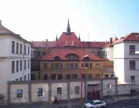 Zväčšiť