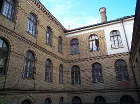 Zväčšiť